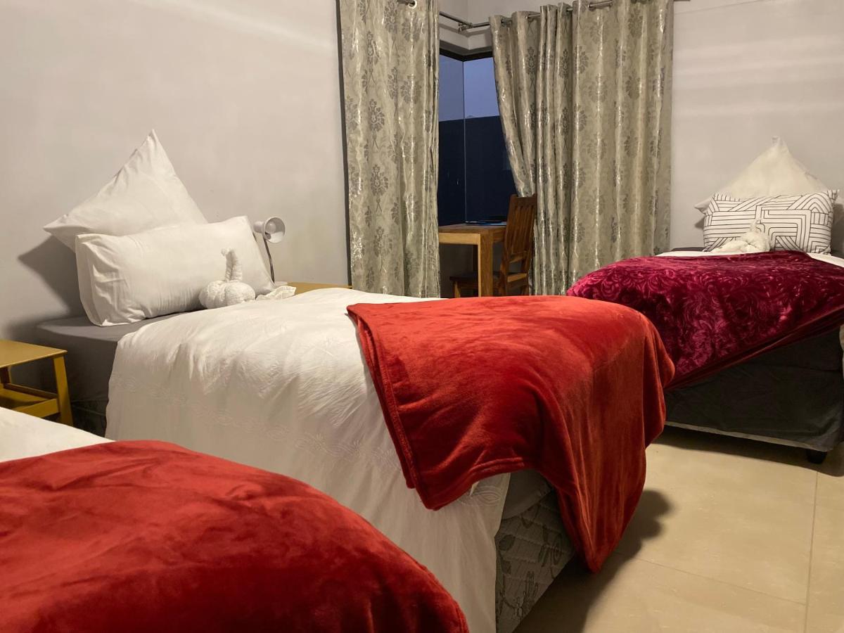 Mukulela Bed & Breakfast Walvis Bay Eksteriør bilde